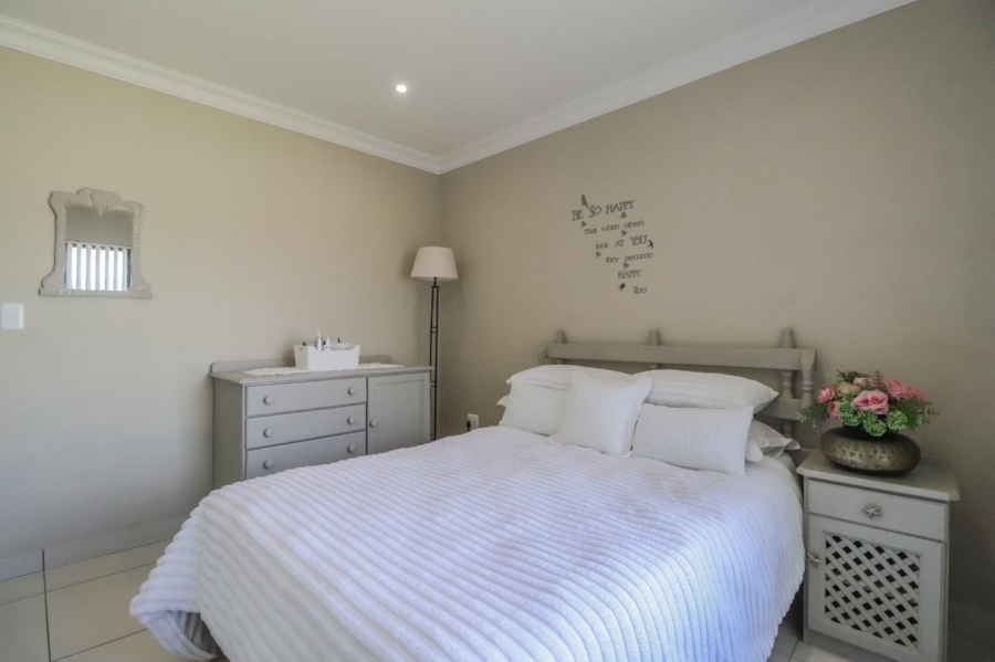 3 Bedroom Property for Sale in Island View Western Cape